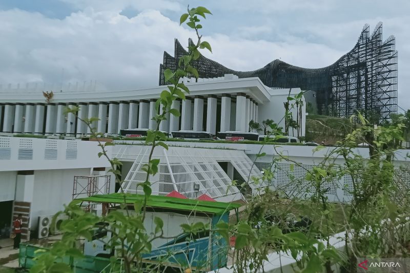 Istana Negara bernama Garuda sudah berdiri megah di IKN yang berada di Kecamatan Sepaku, Kabupaten Penajam Paser Utara, Provinsi Kalimantan Timur.