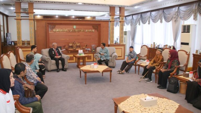 Penjabat Gubernur Kalbar Harisson menerima kunjungan Komisi Nasional Disabilitas RI di Pontianak, Kamis (29/8/2024).