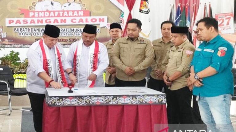 Pasangan Nuryakin-Doni Resmi Mendaftar Sebagai Calon Bupati dan Wakil Bupati Murung Raya 2024