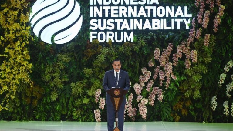 Indonesia International Sustainibility Forum Momentum Pengelolaan Mineral Berkelanjutan