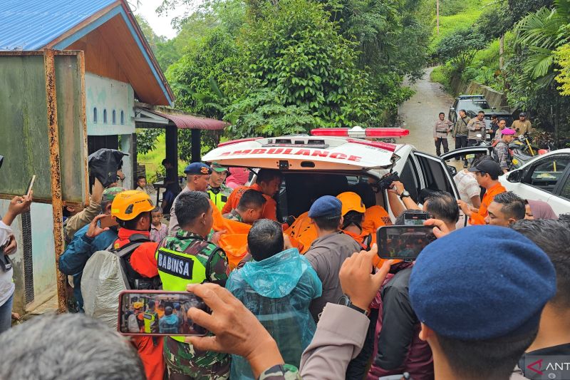 Evakuasi Korban Longsor di Tambang Ilegal Solok Selesai, 13 Meninggal Dunia dan 12 Selamat
