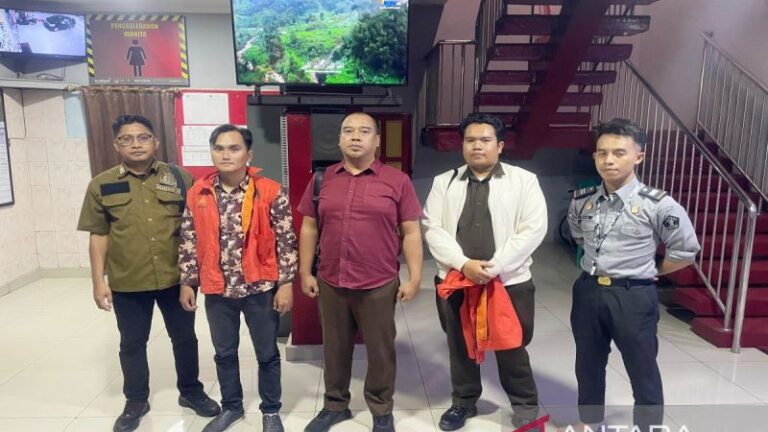 Kejari Banjarmasin Tahan Tersangka Korupsi Rp1,9 Miliar di Pegadaian