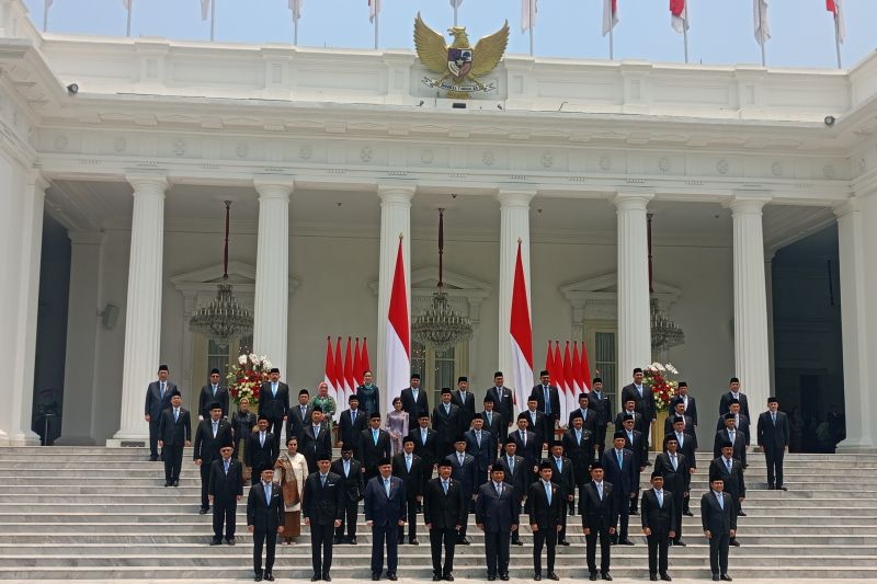 Presiden Prabowo Subianto Resmi Melantik 48 Menteri dalam Kabinet Merah Putih