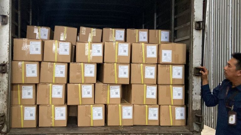 Antisipasi Cuaca, KPU Kubu Raya Percepat Pengiriman Logistik ke Wilayah Perairan