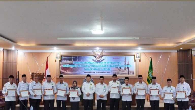 Kemenag se-Kalsel Tanda Tangani Pakta Integritas Seleksi Petugas Haji