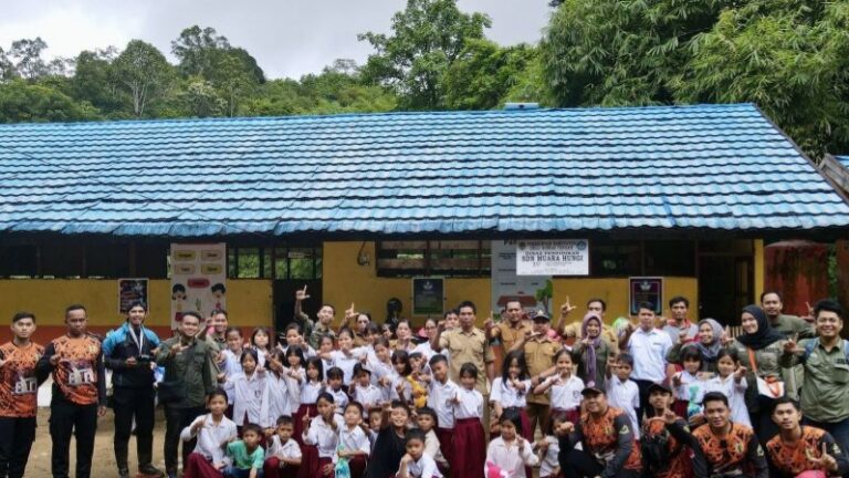 Pemkab Hulu Sungai Tengah Kerahkan Perpustakaan Keliling di Pedalaman Meratus