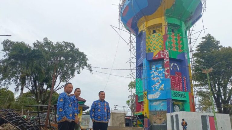 Revitalisasi Taman Van Der Pielj Banjarbaru Sudah 95 Persen