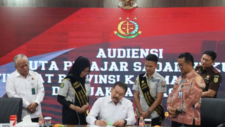 Jaksa Agung Mau Pelajar di Kaltim Kenali Hukum dan Jauhi Hukuman