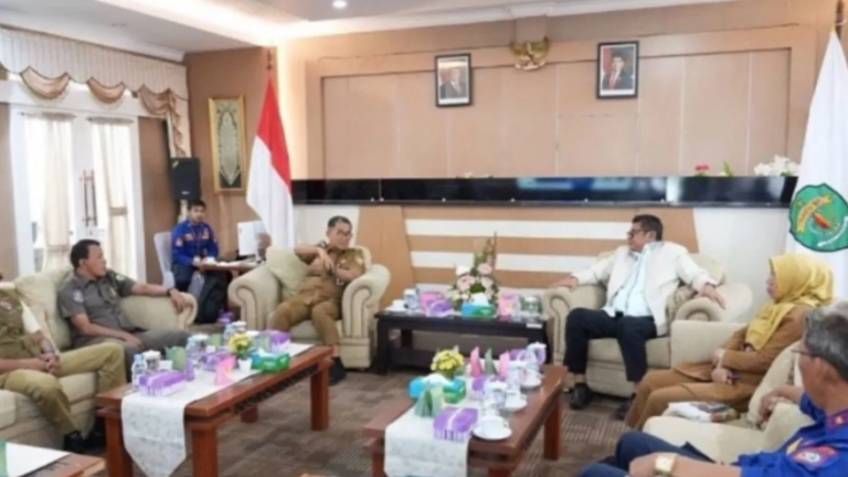 Pj Gubernur Kaltim Dukung Bontang Tuan Rumah HUT Damkar Nasional
