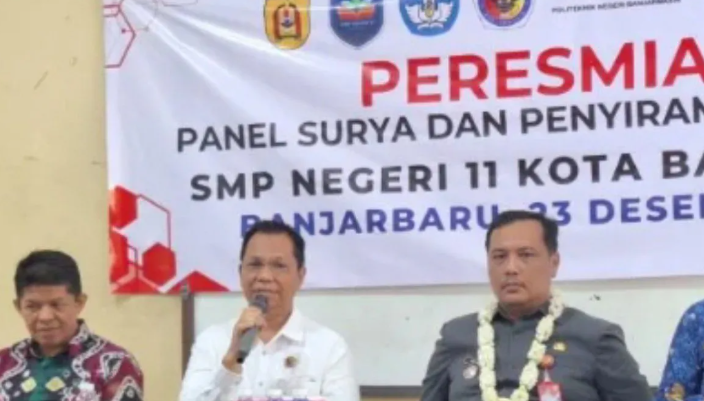 Poliban Sukseskan Program Kelistrikan Panel Surya Masuk Sekolah