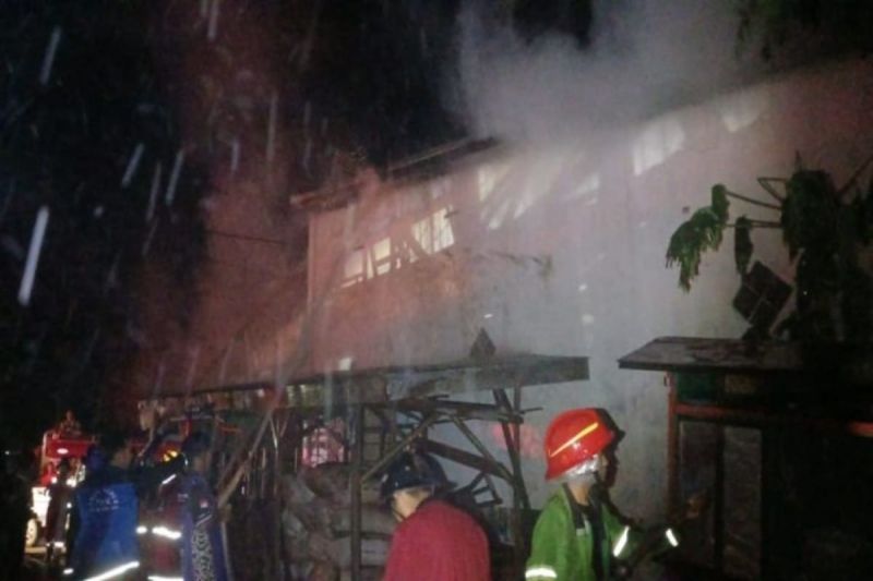 Tiga Ruko di Palangka Raya Hangus Terbakar