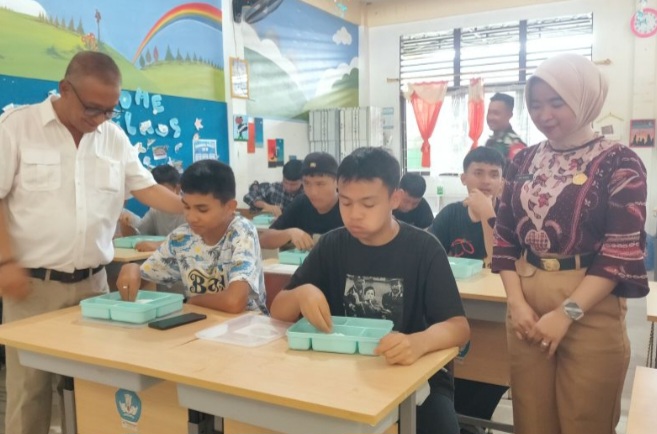 DPRD Singkawang Pastikan Kelancaran Program MBG di Singkawang