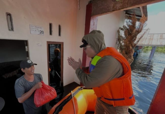 Tangani Banjir Sungai Ambawang, Pemkab Kubu Raya Libatkan TNI/Polri