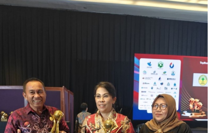 Singkawang Toreh Prestasi, Perumda AMGP Sabet Tiga Penghargaan BUMD Nasional