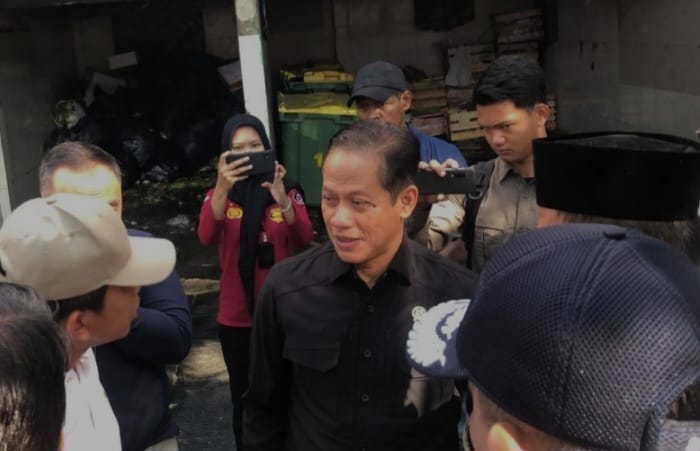 PIK Harus Kelola Sampah Sendiri