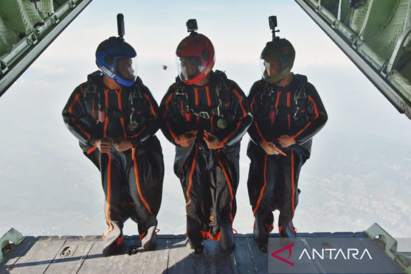 Wingsuit Kopasgat, Pasukan Senyap Penguasa Baru Wilayah Udara Indonesia