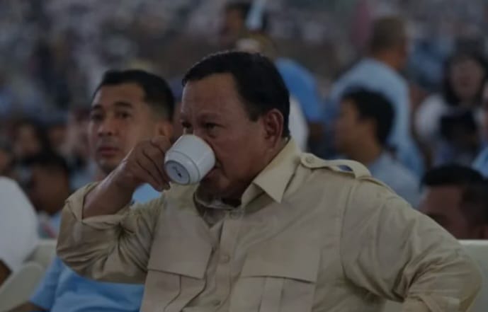penikmat kopi