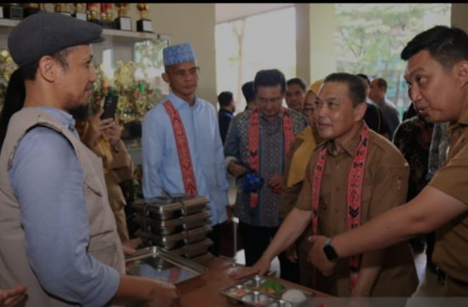 Pemerintah Harus Evaluasi MBG, DPRD Kalbar: Ada yang Mengejar Keuntungan