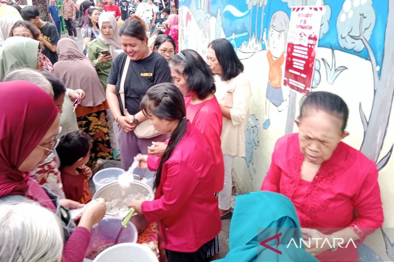 Merti Golong Gilig Kampung Dipowinatan Yogyakarta: Menikmati Kue Basah dan Jajanan Gratis, Serasa Mudik Kedua