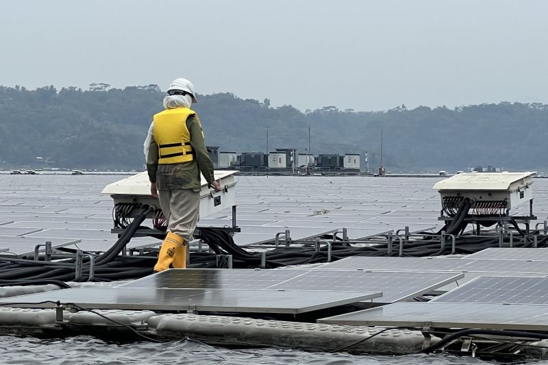 PLTS Terapung Cirata, Ikhtiar Serius Transisi Energi Terbarukan dan Menyelesaikan Dampak Sosial Ikutan