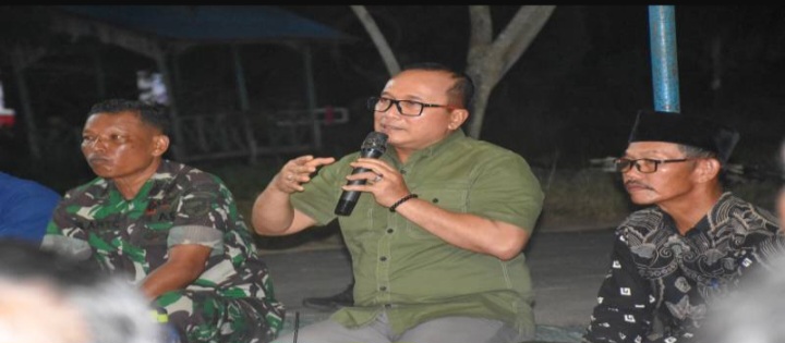 Pembangunan Jalan Bakti Tuntas, Sujiwo Tegaskan Pentingnya Gotong Royong dan Penerangan Desa