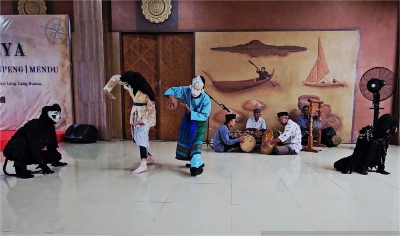 Tari Tupeng di Natuna