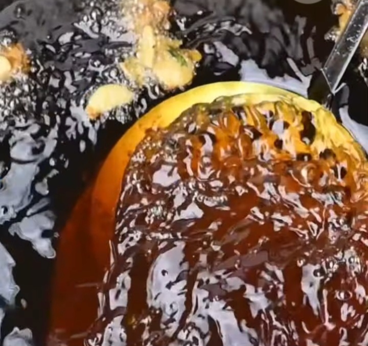 Minyak Jelantah Program MBG Berpotensi Jadi Bahan Bakar Pesawat