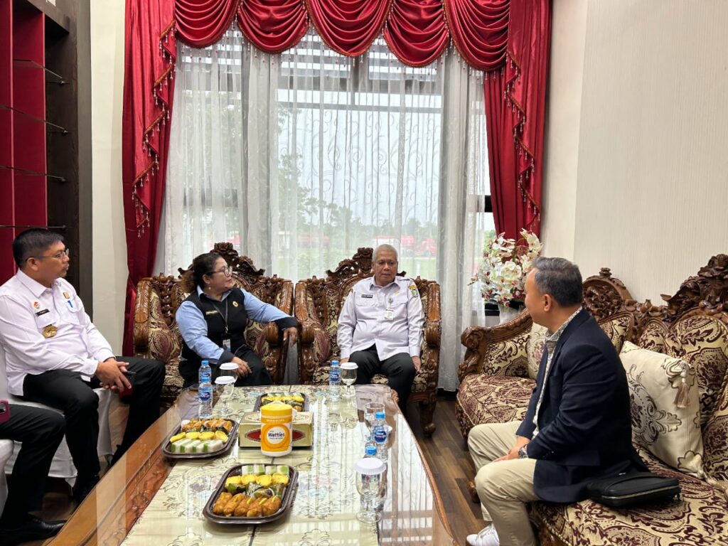 Sekda Kalbar Harisson Sambut Wamen HAM Mugiyanto_2