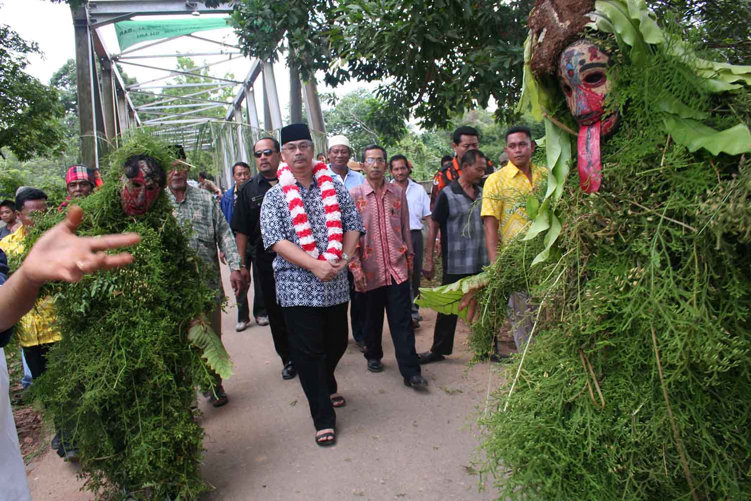 Akil Mochtar Disambut