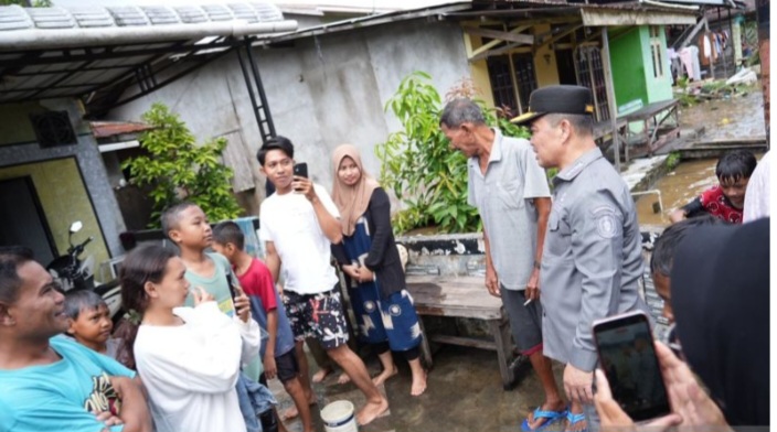 Gubernur Kalbar Pimpin Penanganan Cepat Banjir Rob di Pontianak