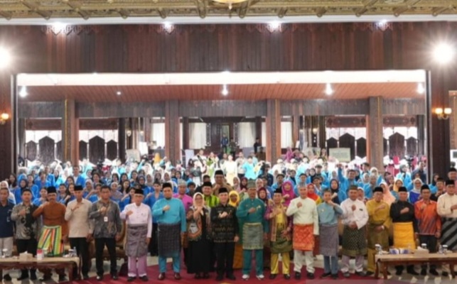 Gubernur Kalbar: Pelestarian Pantun jadi Investasi Besar Bangsa