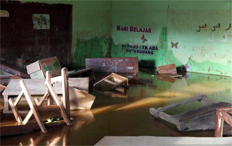 sekolah-terdampak-banjir-bandang-di-tapsel