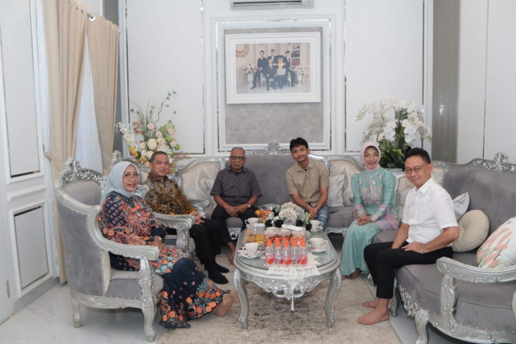 Gubernur Ria Norsan dan Erlina Silaturahmi Wali Kota Pontianak