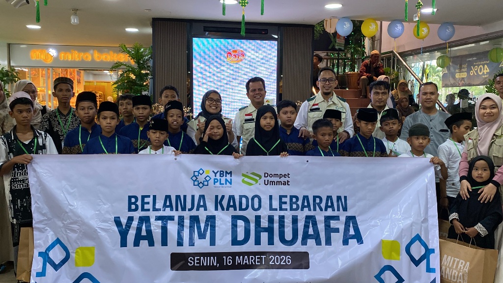 YBM PLN UIP KLB Santuni dan Ajak Puluhan Yatim Dhuafa Berbelanja