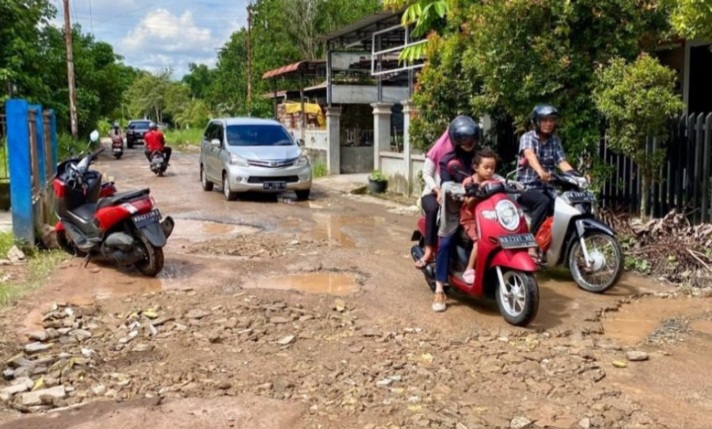 Perbaikan Jalan
