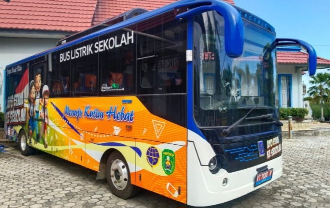 Bus Listrik