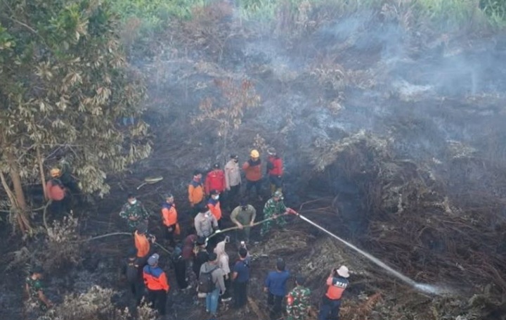 Pemadaman Karhutla Gambut Kubu Raya Terus Diupayakan