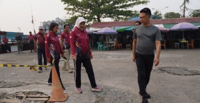 Pemkot Pontianak Tata Restribusi di Pelabuhan Seng Hie dengan Nontunai